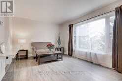 274 TAYLOR MILLS DRIVE N | Richmond Hill Ontario | Slide Image Four