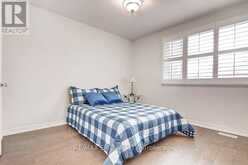 274 TAYLOR MILLS DRIVE N | Richmond Hill Ontario | Slide Image Nine