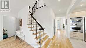 1004 CASTLEMORE AVENUE | Markham Ontario | Slide Image Seventeen