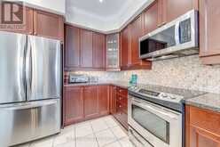 4831 COLUMBUS DRIVE | Burlington Ontario | Slide Image Eighteen