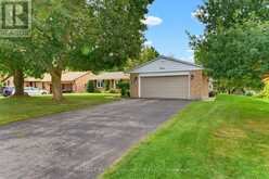 15 MCLAREN AVENUE N | Listowel Ontario | Slide Image Four