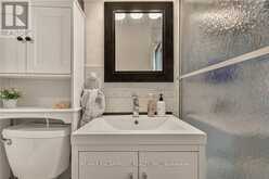 15 MAPES AVENUE | Hamilton Ontario | Slide Image Nineteen