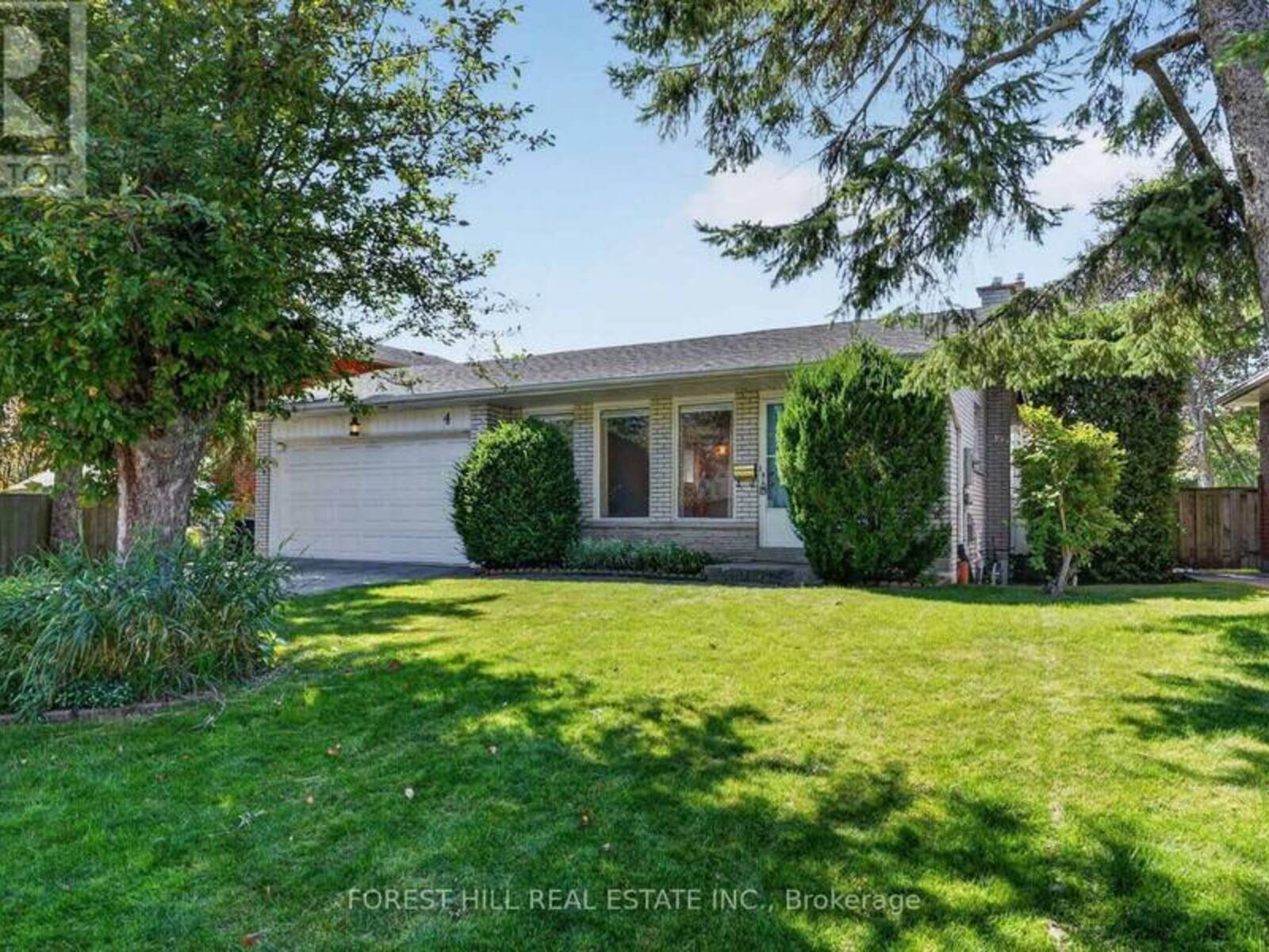4 GLENSTROKE DRIVE, Toronto, Ontario M1S 2Z9