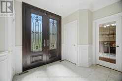 22 DI NARDO COURT | King Ontario | Slide Image Five
