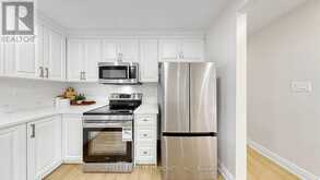 297 TOLL GATE BOULEVARD | Waterloo Ontario | Slide Image Thirteen