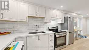 297 TOLL GATE BOULEVARD | Waterloo Ontario | Slide Image Thirty-two