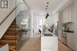 62A PERTH AVENUE | Toronto Ontario | Slide Image Nine