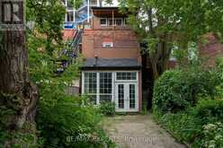 382 BATHURST STREET | Toronto Ontario | Slide Image Thirty-two