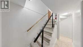 35 SOUTHLAWN DRIVE | Toronto Ontario | Slide Image Nineteen