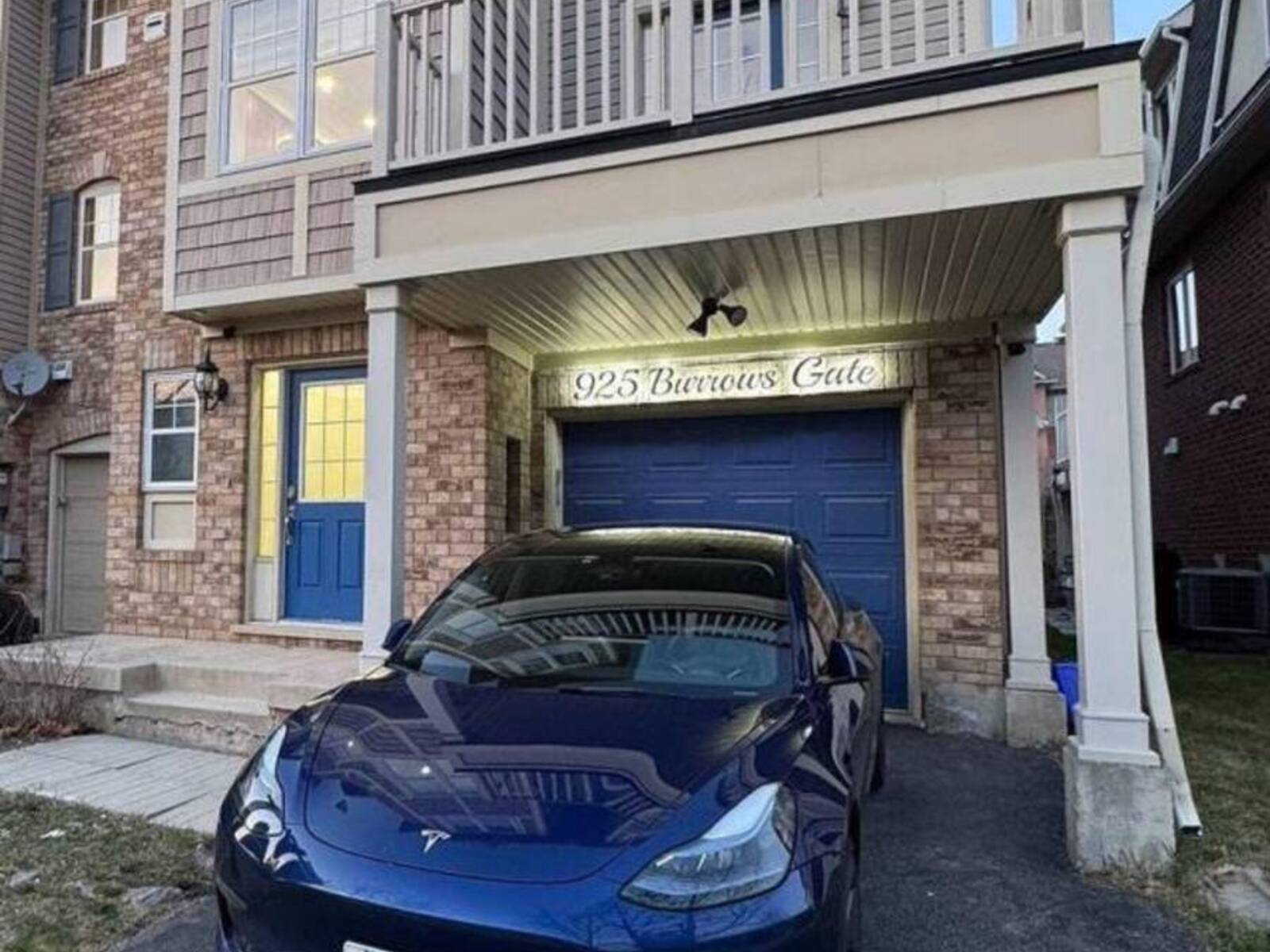 925 BURROWS GATE, Milton, Ontario L9T 0K7