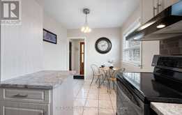 25 ALLENBY AVENUE | Toronto Ontario | Slide Image Thirteen