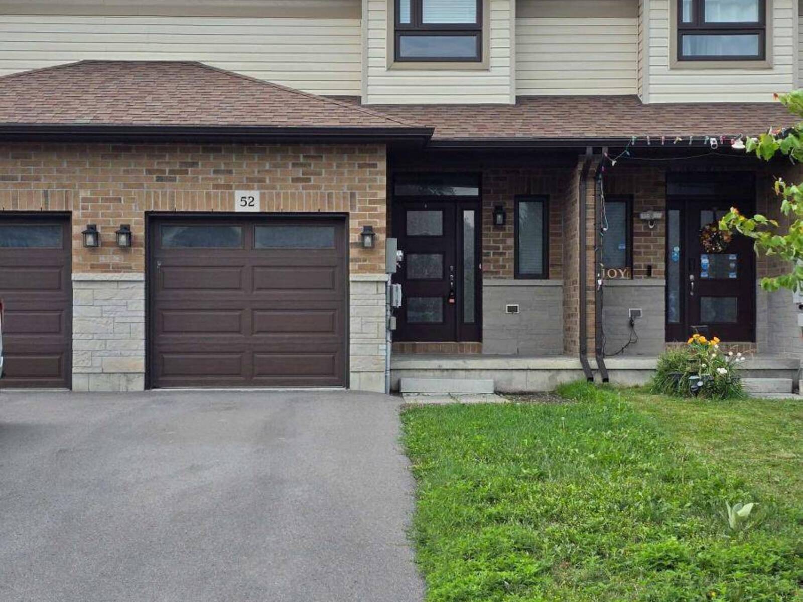 52 COTTONWOOD DRIVE, Belleville, Ontario K8N 0J2