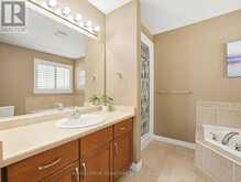 98 WILLOW LANE | Grimsby Ontario | Slide Image Nineteen