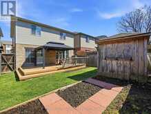 98 WILLOW LANE | Grimsby Ontario | Slide Image Thirty-eight