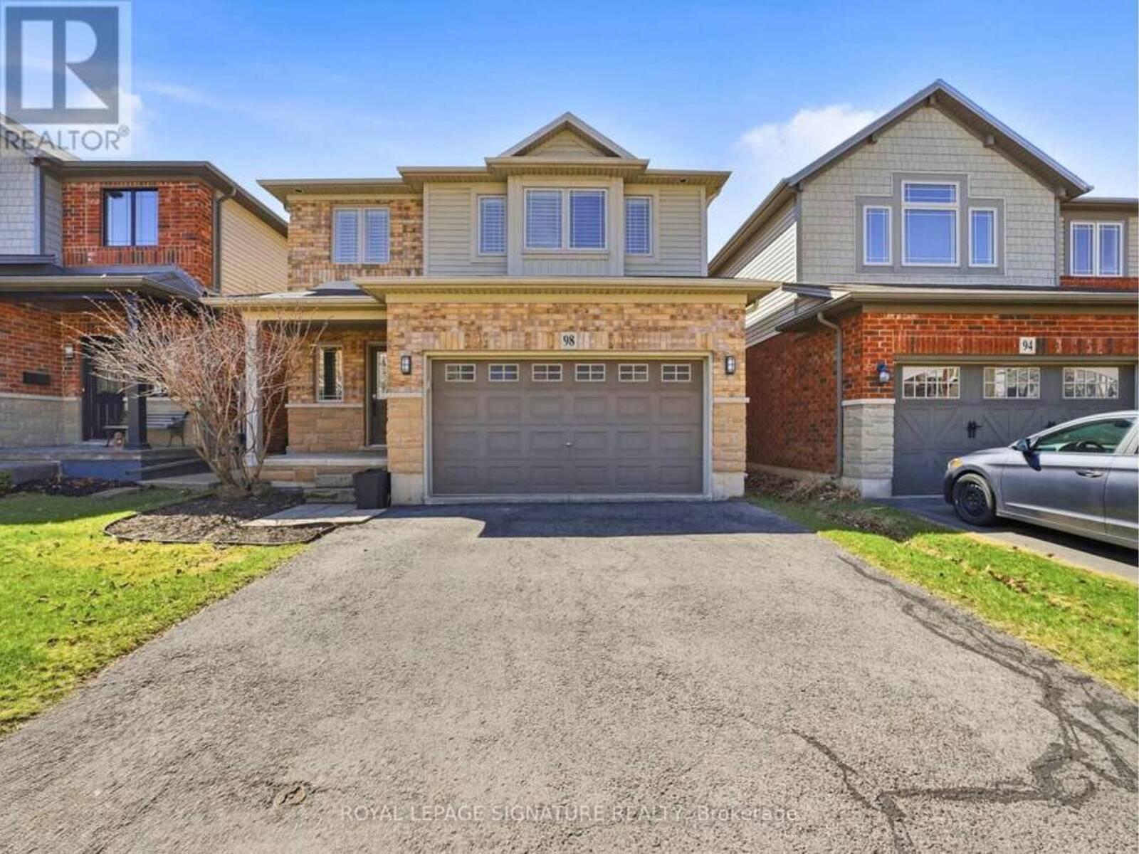 98 WILLOW LANE, Grimsby, Ontario L3M 5P7