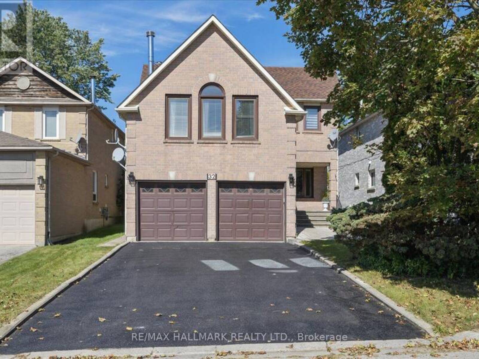 32 VALLEY CENTRE DRIVE, Toronto, Ontario M1X 1L3
