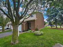14 - 1548 NEWLANDS CRESCENT | Burlington Ontario | Slide Image One