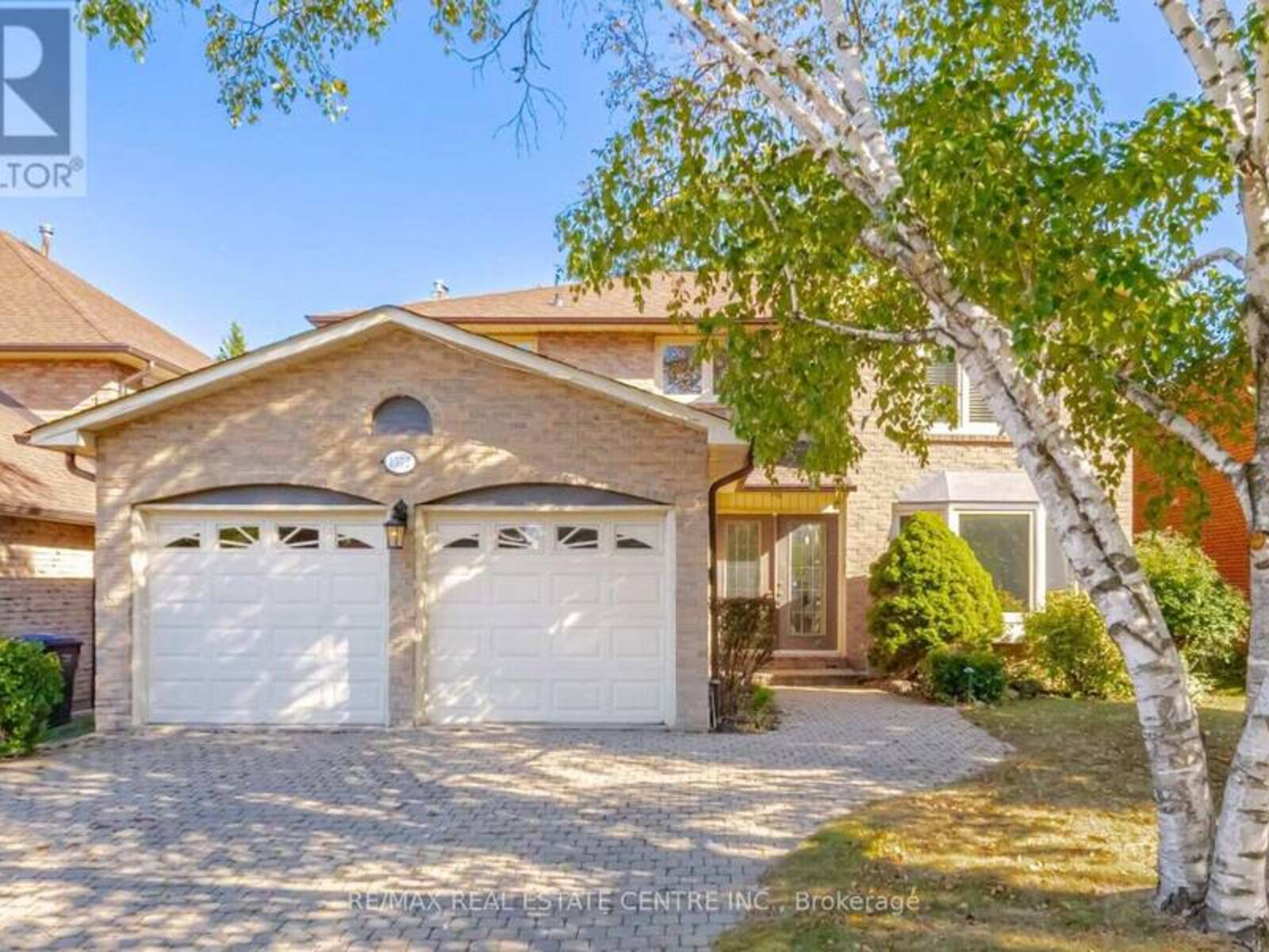 1572 MAPLE RIDGE DRIVE, Mississauga, Ontario L4W 3C8