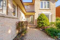 1572 MAPLE RIDGE DRIVE | Mississauga Ontario | Slide Image Five