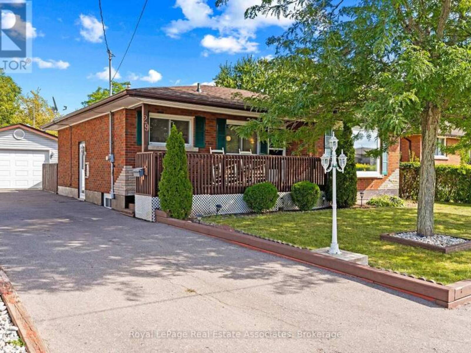 29 TRUFAL AVENUE, Welland, Ontario L3C 2A5