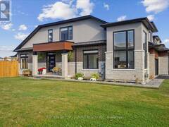 52 WELCH LANE Hamilton Ontario, L9C 0G1