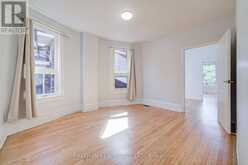 431 MANNING AVENUE | Toronto Ontario | Slide Image Eighteen