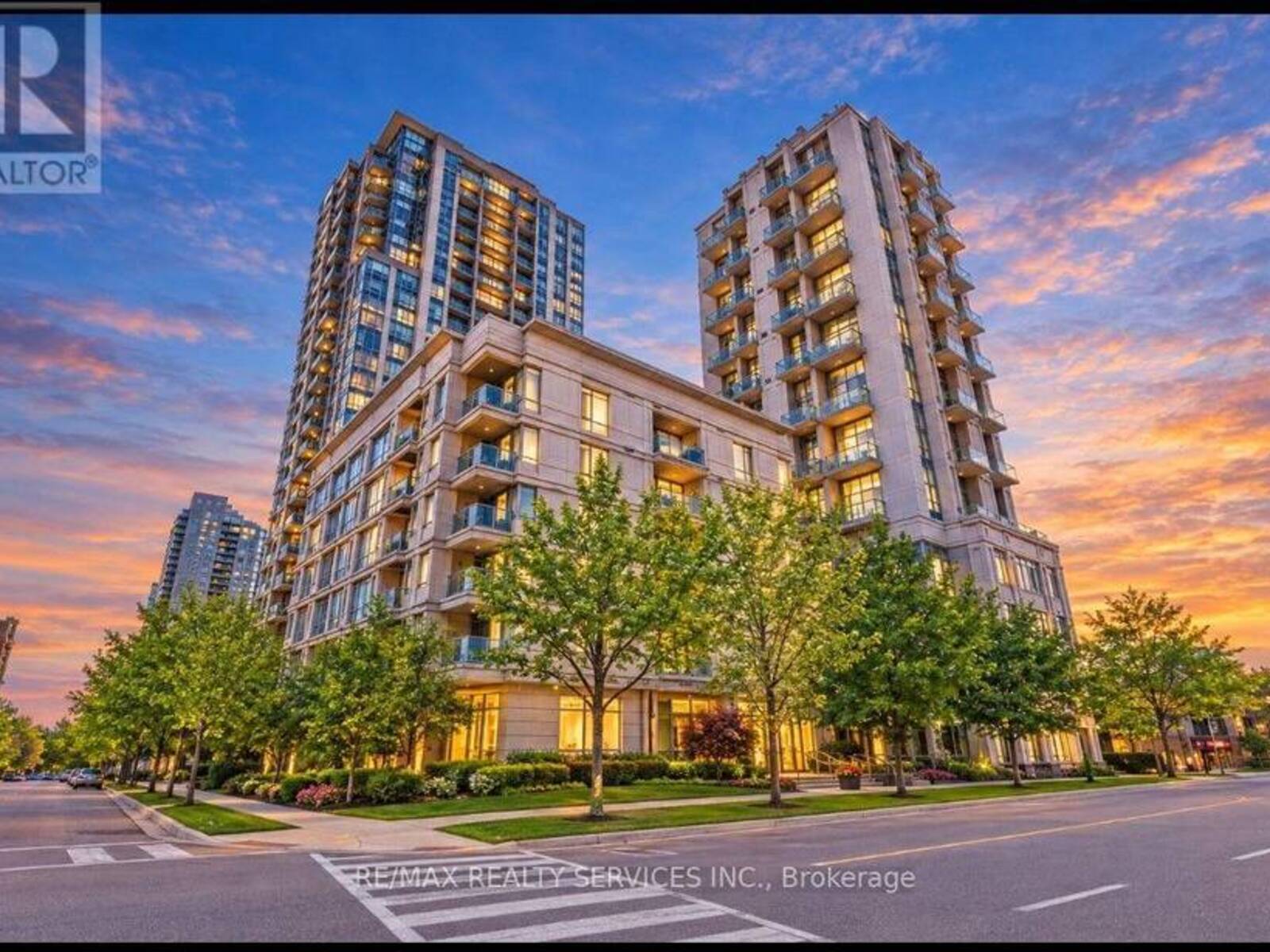 208 - 19 AVONDALE AVENUE, Toronto, Ontario M2N 0A6