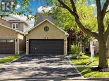 29 REDMOND DRIVE | Ajax Ontario | Slide Image Two