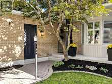29 REDMOND DRIVE | Ajax Ontario | Slide Image Three
