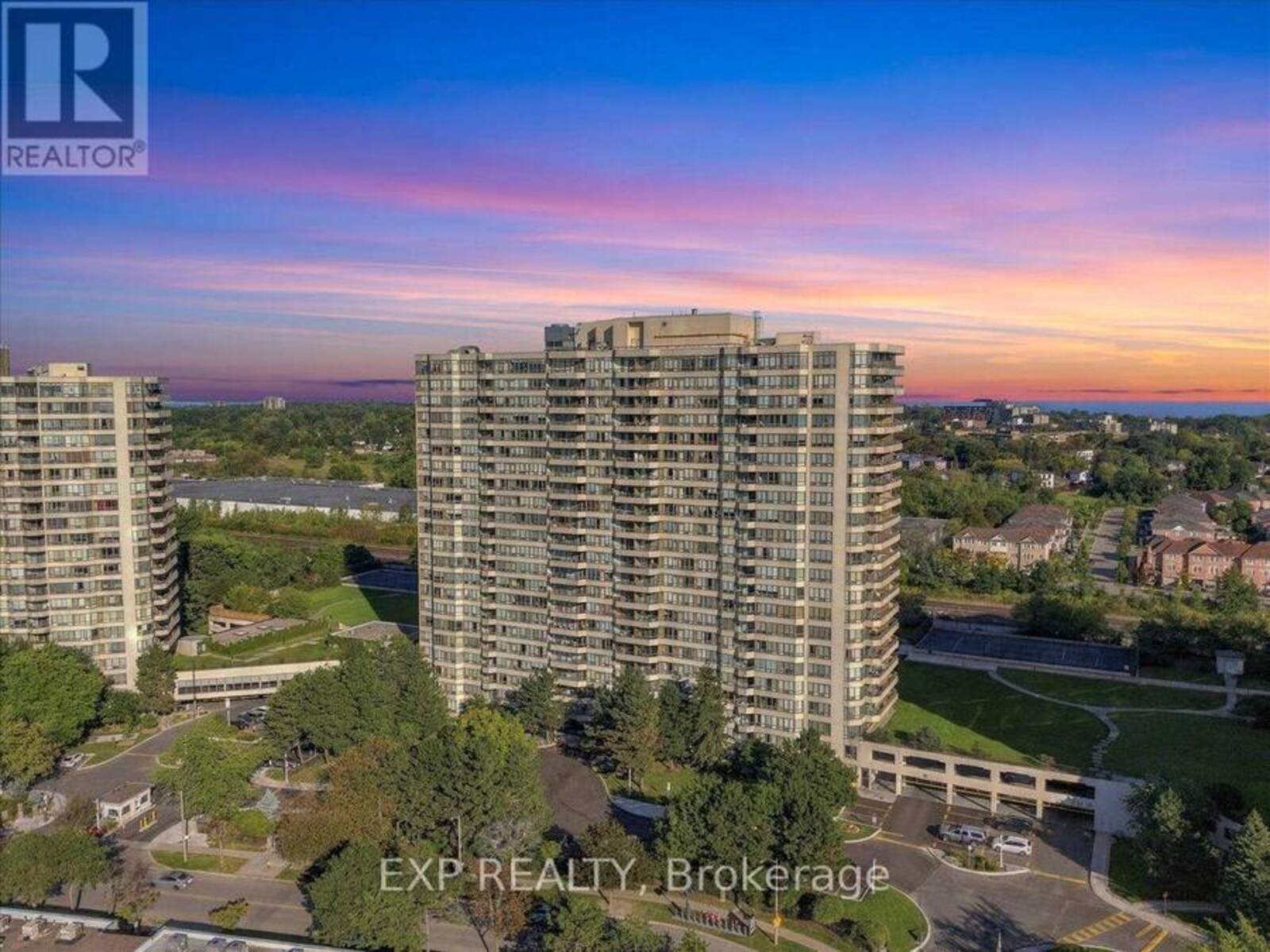 1927 - 3 GREYSTONE WALK DRIVE N, Toronto, Ontario M1K 5J4