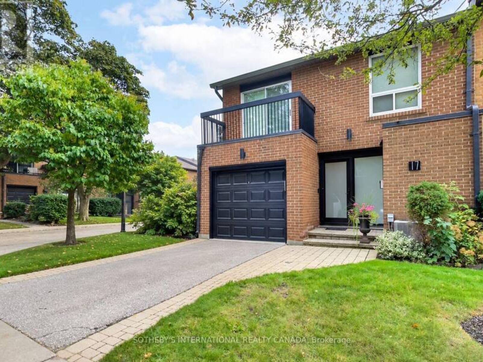 17 - 1397 ROYAL YORK ROAD, Toronto, Ontario M9A 4Y9