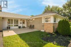 22 GREYSTONE CRESCENT | Brampton Ontario | Slide Image Two