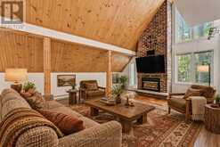6 SLALOM DRIVE | Oro-Medonte Ontario | Slide Image Two