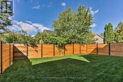 518 MARKAY COMMON | Burlington Ontario | Slide Image Thirty-two