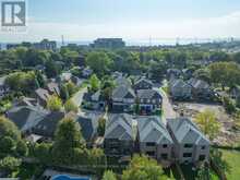518 MARKAY COMMON | Burlington Ontario | Slide Image Thirty-seven
