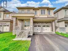 15 PUFFIN CRESCENT | Brampton Ontario | Slide Image Four