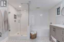 296 KENT CRESCENT | Burlington Ontario | Slide Image Thirty-seven
