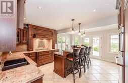 500 BLENHEIM CRESCENT | Oakville Ontario | Slide Image Fifteen