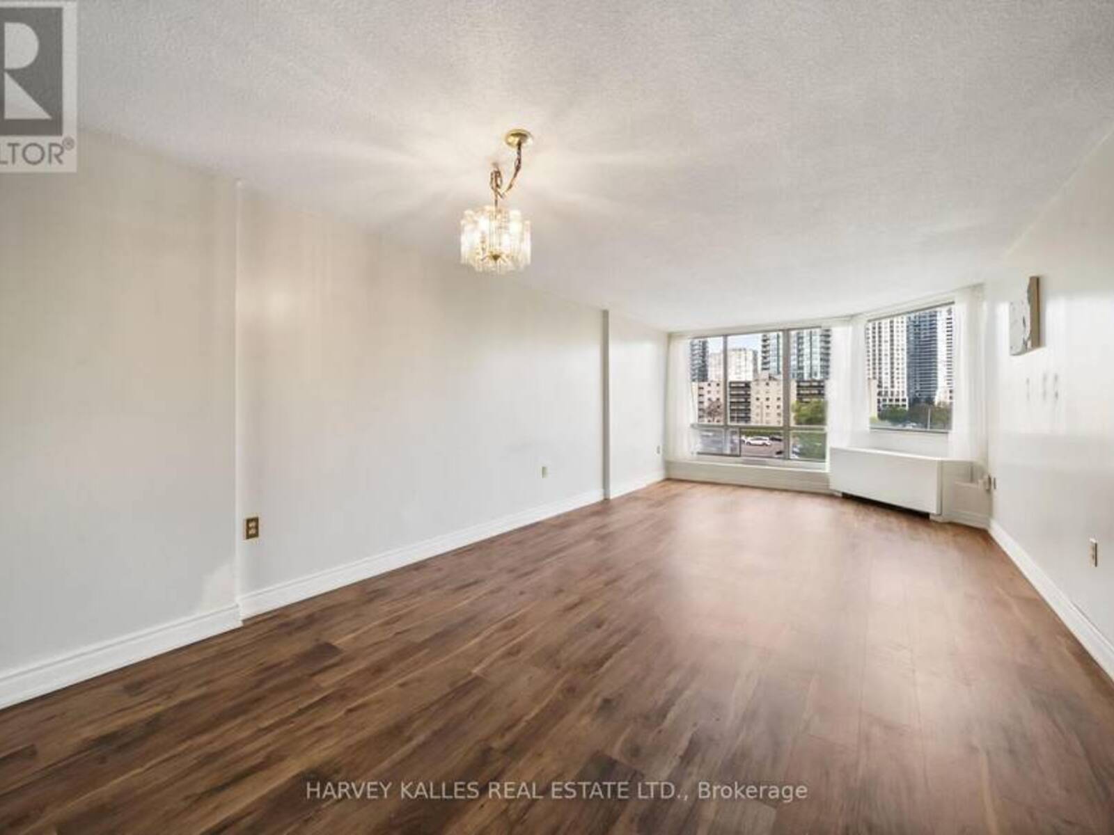505 - 25 FAIRVIEW ROAD, Mississauga, Ontario L5B 3Y8