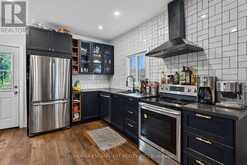 29 SHAW STREET | Hamilton Ontario | Slide Image Thirteen