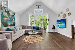 428 BROOKMILL ROAD | Oakville Ontario | Slide Image Thirteen