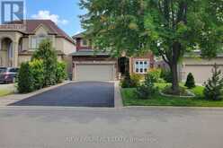 214 CLOVERLEAF DRIVE | Hamilton Ontario | Slide Image Two