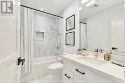 24 LARWOOD BOULEVARD | Toronto Ontario | Slide Image Thirty-one