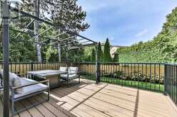 20 RAYMORE DRIVE | Toronto Ontario | Slide Image Forty