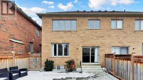 642 SWEETWATER CRESCENT | Newmarket Ontario | Slide Image Forty-six