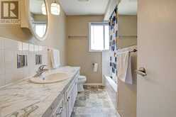 557 GLEN MANOR BOULEVARD | Waterloo Ontario | Slide Image Nineteen