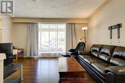 557 GLEN MANOR BOULEVARD | Waterloo Ontario | Slide Image Eight