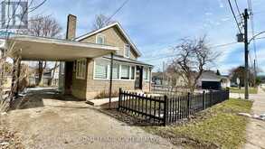 514 FRANK STREET | Georgian Bluffs Ontario | Slide Image One