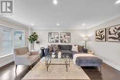 43 FIELDWOOD DRIVE | Toronto Ontario | Slide Image Twelve