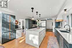 19 STANLEY AVENUE | Oro-Medonte Ontario | Slide Image Thirteen